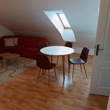 Nis,centar Udobnosti Ниш